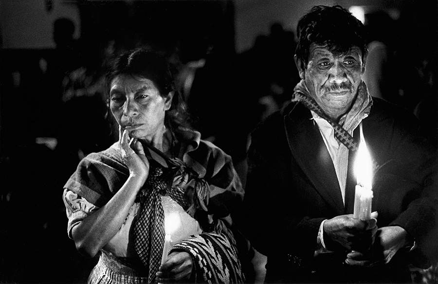 Mario De Biasi, Guatemala. Festa di san Tomas a Chichicastenango, 1972